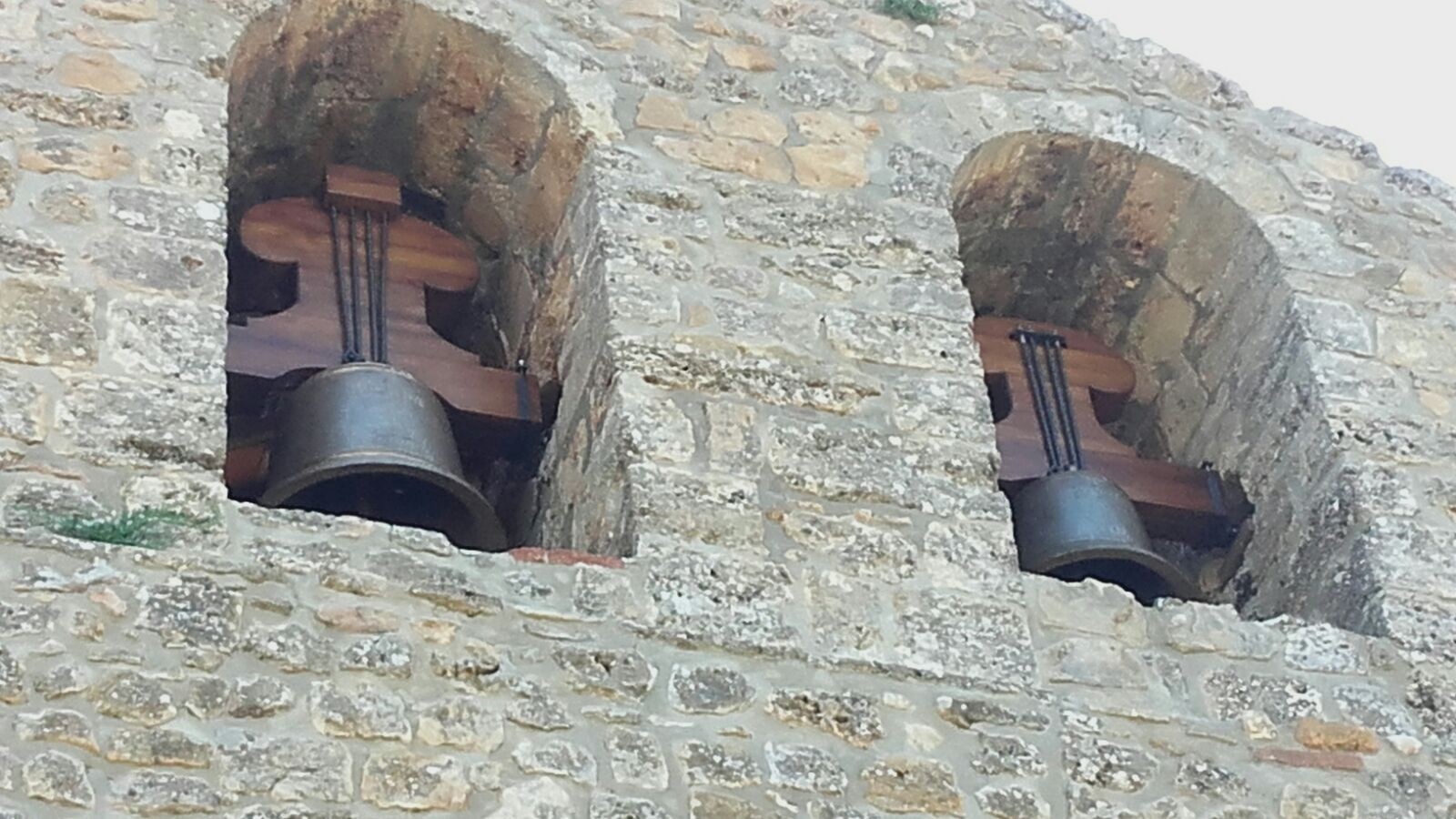 Restauración de las campanas de Ventosa de Fuentepinilla – Junio 2016